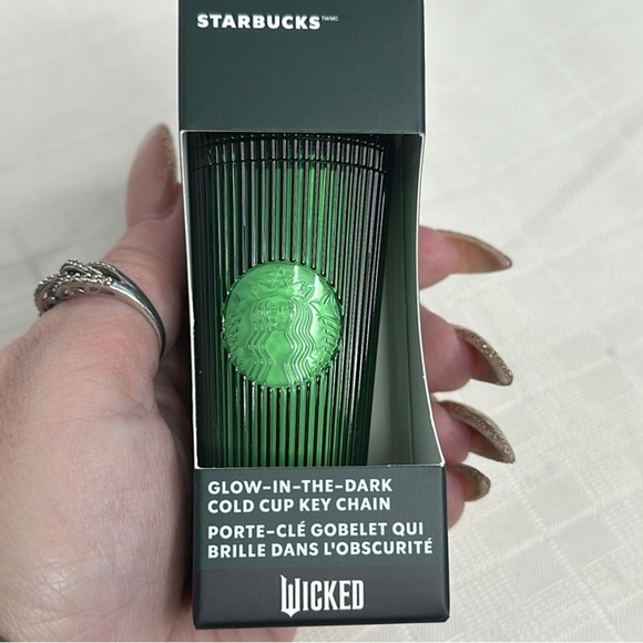 Starbucks x Wicked key chain/ bag charm/ cup charm - Picture 1 of 5